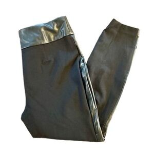 Women’s EXPRESS Black Faux Leather Leggings - Size M - NWOT